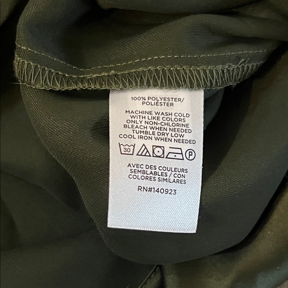 LOFT Forest Green Sleeveless Blouse - Picture 8 of 8